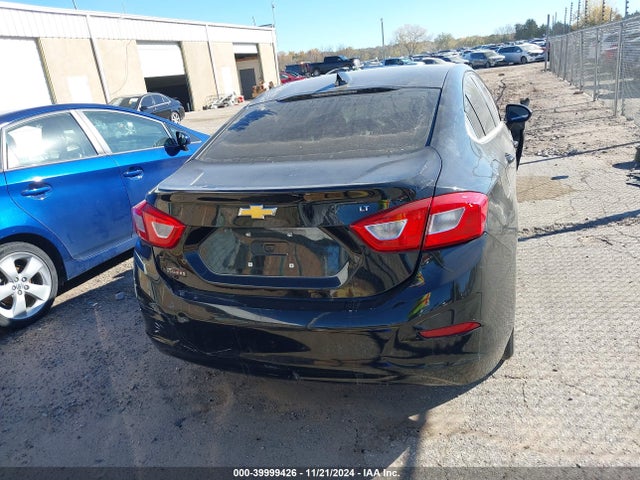 1G1BE5SM8K7114631 Chevrolet CRUZE LT