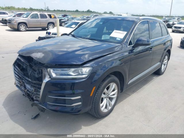 WA1AHAF71HD043056 Audi Q7 2.0t Premium