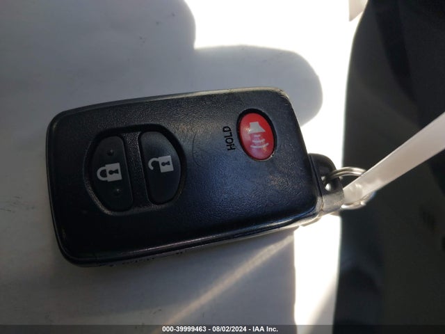 Toyota Prius Two 2015 JTDKN3DUXF1903834 Image 11