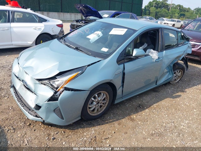 Toyota Prius Two 2018 JTDKBRFU7J3591509 Image 2