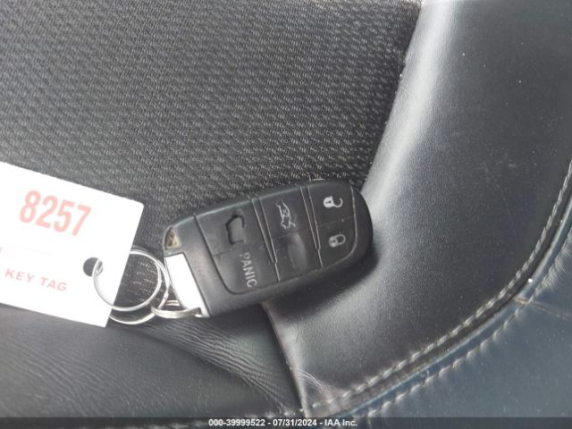 1C3CCCBB5GN138994 Chrysler 200 S