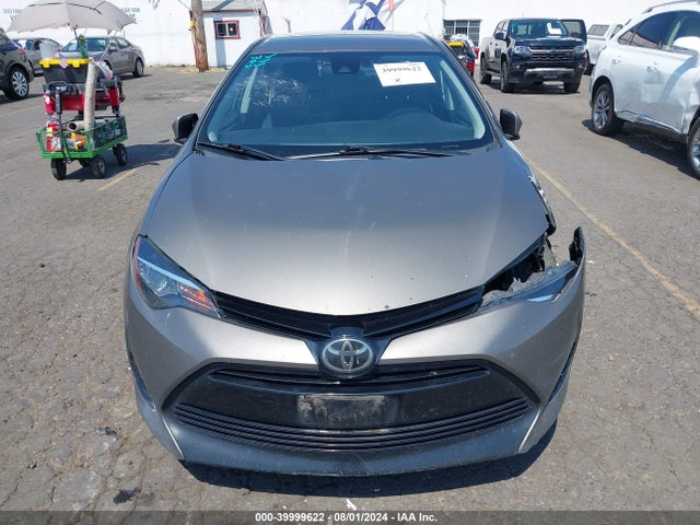 Toyota COROLLA LE 2018 2T1BURHE4JC081528 Image 12