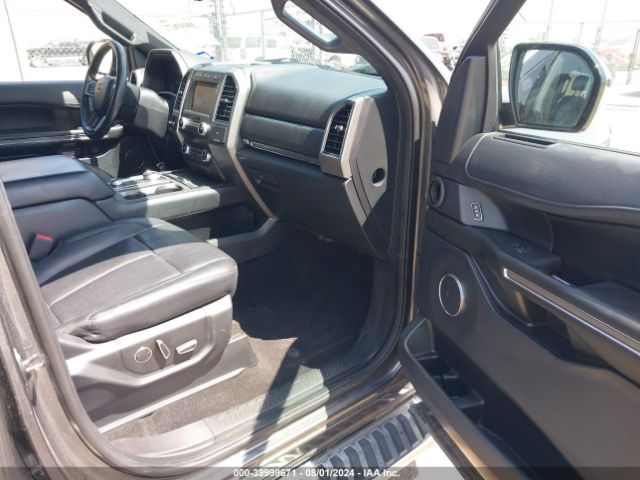 1FMJU1JT2KEA24499 Ford Expedition Xlt