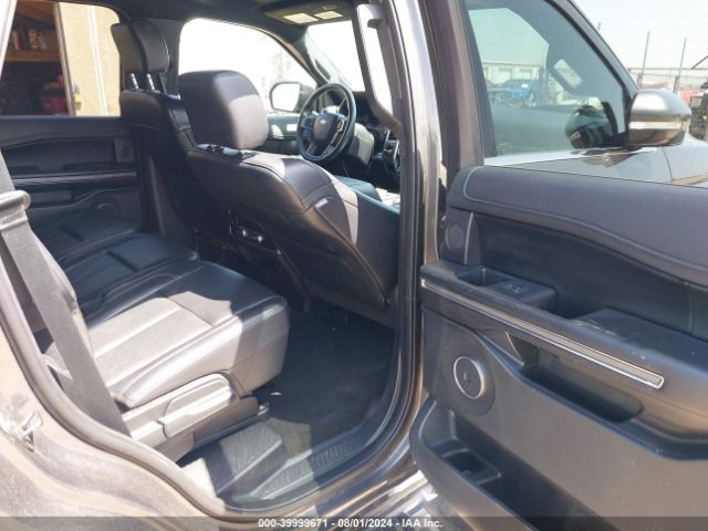 1FMJU1JT2KEA24499 Ford Expedition Xlt