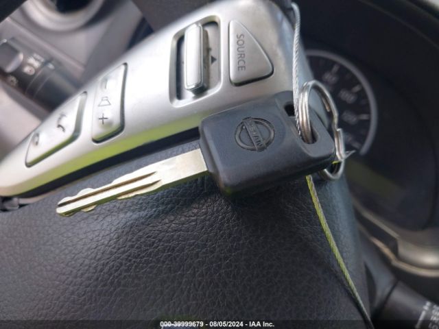 3N1CN7AP5JL861975 Nissan Versa 1.6 S+