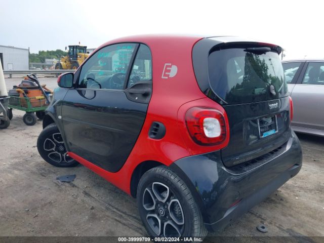 WMEFJ9BA0JK261976 Smart Fortwo Electric Drive Passion/prime/pure