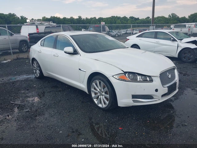 2013 JAGUAR XF SAJWJ0EF0D8S82198 Photo 0
