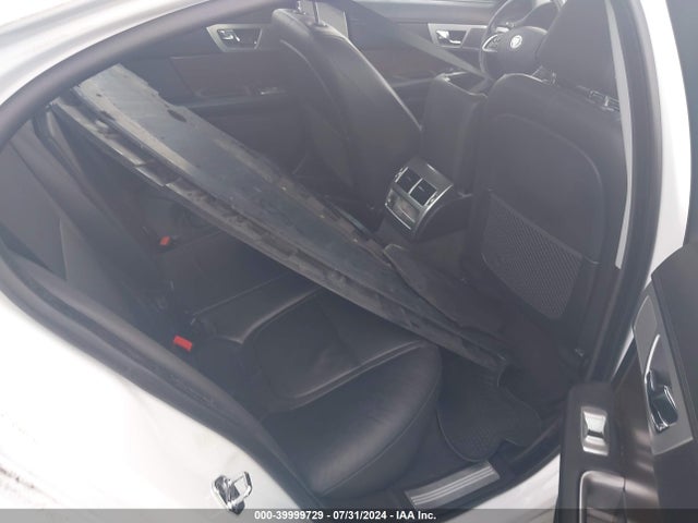 2013 JAGUAR XF SAJWJ0EF0D8S82198 Photo 7