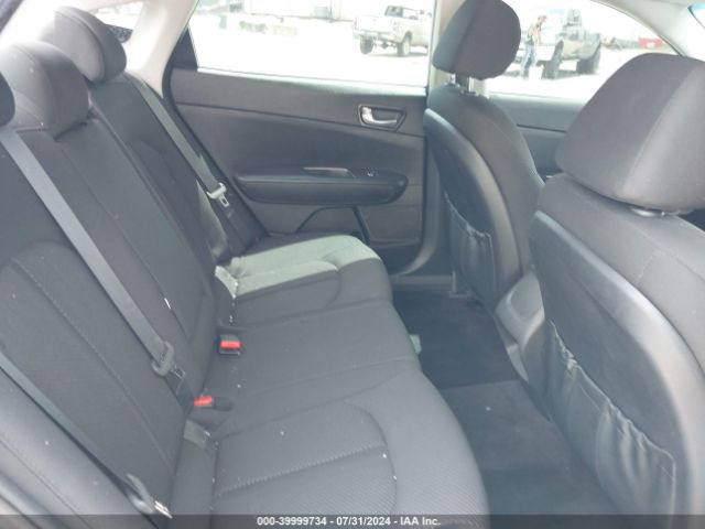 5XXGT4L33JG227167 KIA Optima Lx