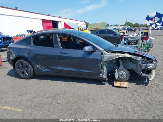 Tesla Model 3 Long Range Dual Motor All-wheel Drive 2022 5YJ3E1EB6NF361370 Image 14