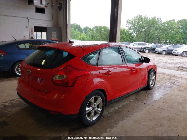 Ford FOCUS SE 2014 1FADP3K20EL301991 Image 4