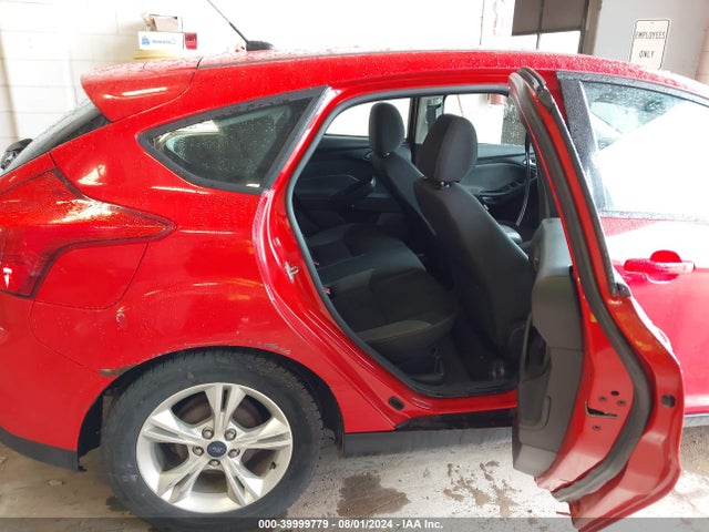 Ford FOCUS SE 2014 1FADP3K20EL301991 Image 8