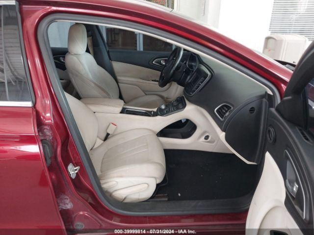 1C3CCCAB8FN633481 Chrysler 200 Limited
