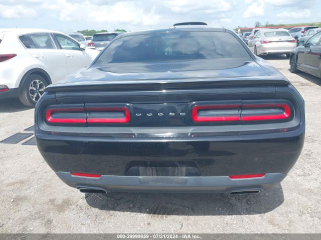 2C3CDZAG4FH850854 Dodge Challenger Sxt