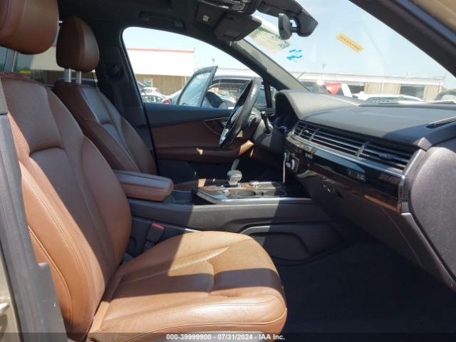 WA1VAAF78HD030424 Audi Q7 3.0t Premium