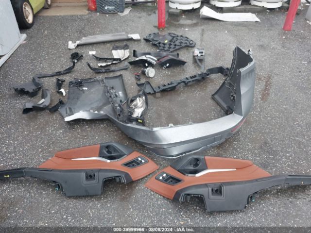 5UX23EM04R9S07358 BMW X7 Xdrive40i