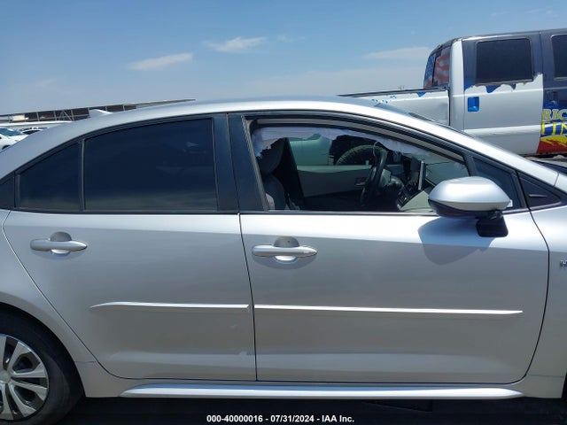 Toyota Corolla Hybrid Le 2021 JTDEAMDE6MJ013609 Image 13