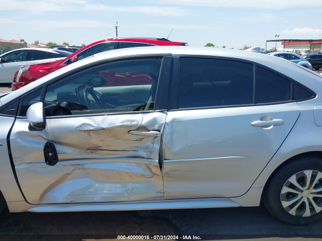 Toyota Corolla Hybrid Le 2021 JTDEAMDE6MJ013609 Image 14