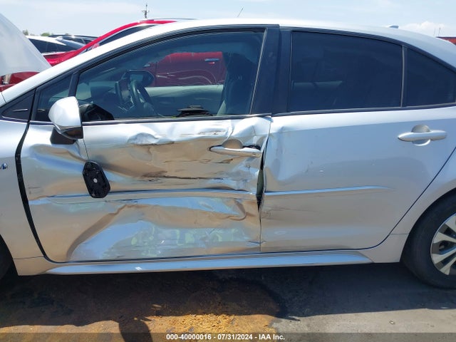 Toyota Corolla Hybrid Le 2021 JTDEAMDE6MJ013609 Image 6