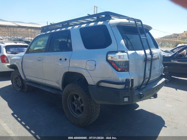 Toyota 4runner Trail Premium 2015 JTEBU5JR2F5225440 Image 3