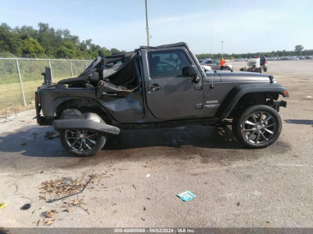 1C4BJWDGXGL226135 Jeep Wrangler Unlimited Sport