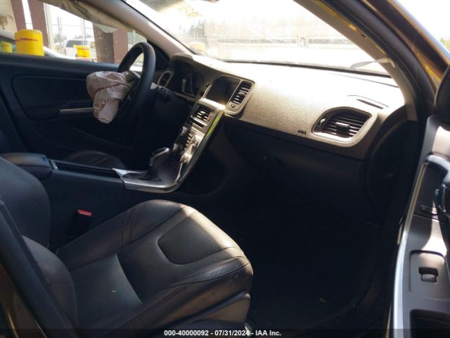 YV440MWK3H1024491 Volvo V60 Cross Country T5