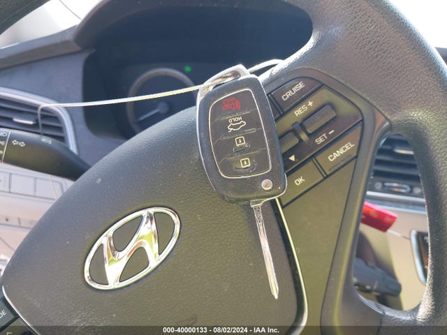 Hyundai SONATA SE 2016 5NPE24AF5GH299850 Image 11