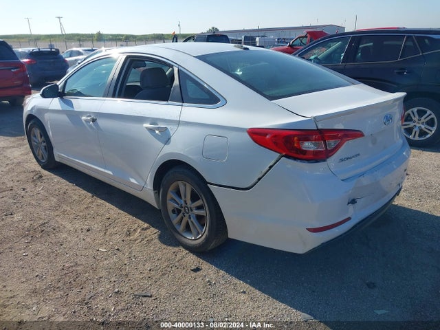 Hyundai SONATA SE 2016 5NPE24AF5GH299850 Image 3