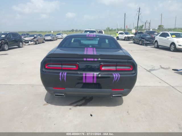 2C3CDZAG4PH658917 Dodge Challenger Sxt