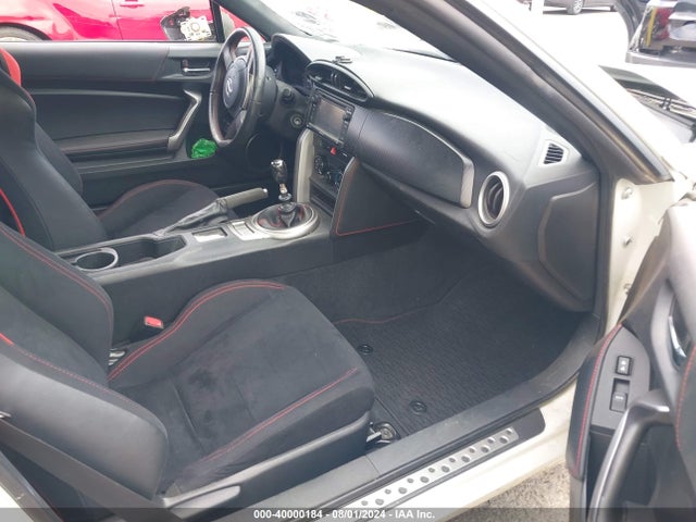 Scion FR-S 2014 JF1ZNAA16E9705416 Image 5