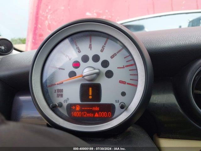 2010 MINI COOPER WMWMF3C51ATU77333 Photo 6