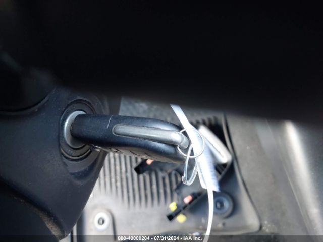5YFEPRAE7LP104513 Toyota COROLLA LE