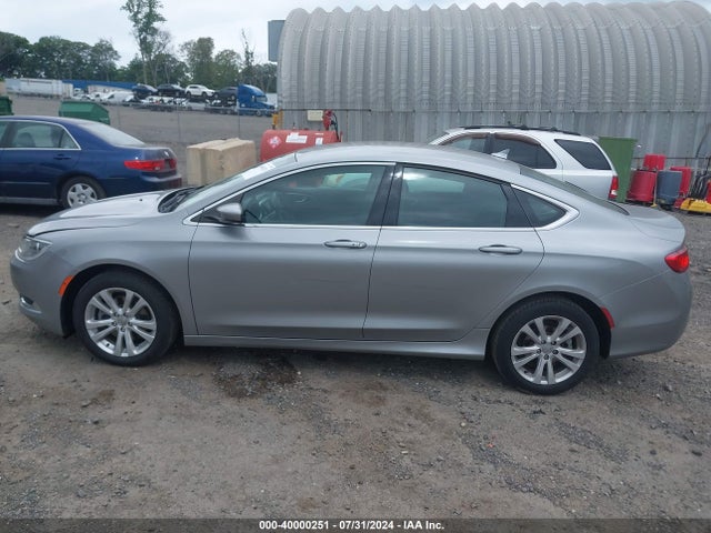 1C3CCCAB3GN173177 Chrysler 200 Limited