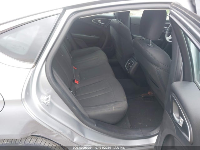 1C3CCCAB3GN173177 Chrysler 200 Limited