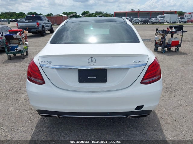 55SWF4KB9FU065453 Mercedes-Benz C 300 4matic/luxury 4matic/sport 4matic