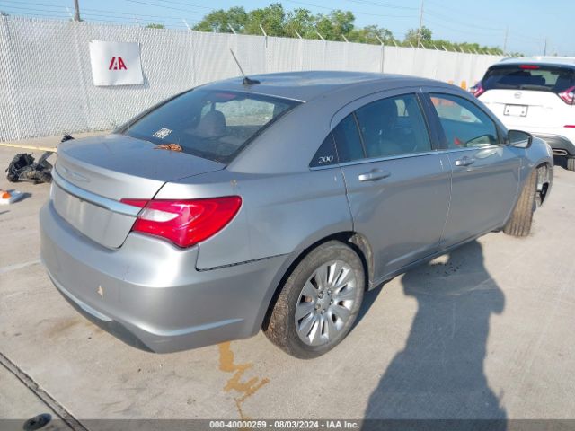 2013 CHRYSLER 200 1C3CCBAB3DN646579 Photo 3
