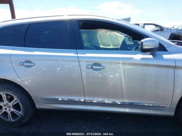 YV4902RM8F2717166 Volvo Xc60 T6 Platinum