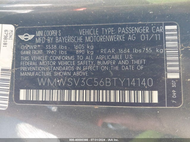 2011 MINI COOPER S WMWSV3C56BTY14140 Photo 8