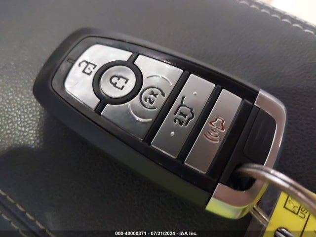 Ford ESCAPE SEL 2020 1FMCU0H60LUA91970 Image 11