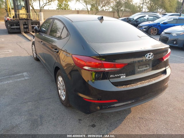 Hyundai ELANTRA SE 2017 KMHD74LF3HU156344 Image 3