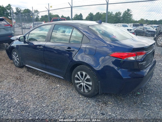 Toyota Corolla Hybrid Le 2022 JTDEAMDE9NJ052129 Image 3