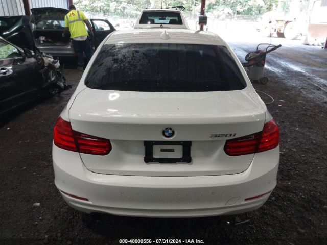 WBA3B1G52ENN90806 BMW 320i