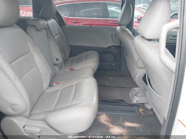 Toyota Sienna Xle 8 Passenger 2015 5TDYK3DC2FS634953 Image 8