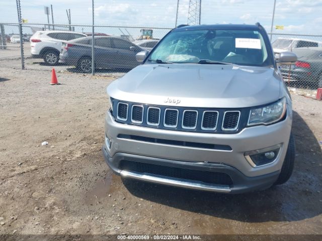 3C4NJDCB3JT329027 Jeep Compass Limited 4x4