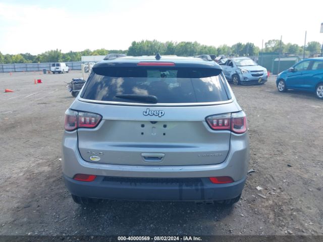 3C4NJDCB3JT329027 Jeep Compass Limited 4x4