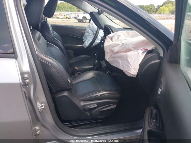 3C4NJDCB3JT329027 Jeep Compass Limited 4x4