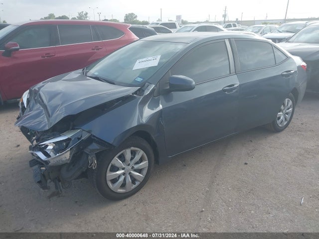Toyota COROLLA LE 2016 5YFBURHE1GP556593 Image 2