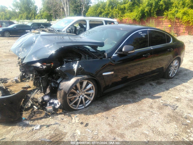 2012 JAGUAR XF SAJWA0HB6CLS50814 Photo 1