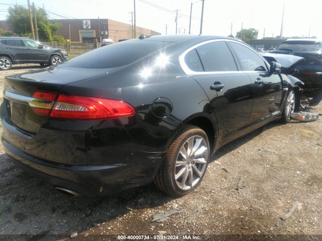 2012 JAGUAR XF SAJWA0HB6CLS50814 Photo 3