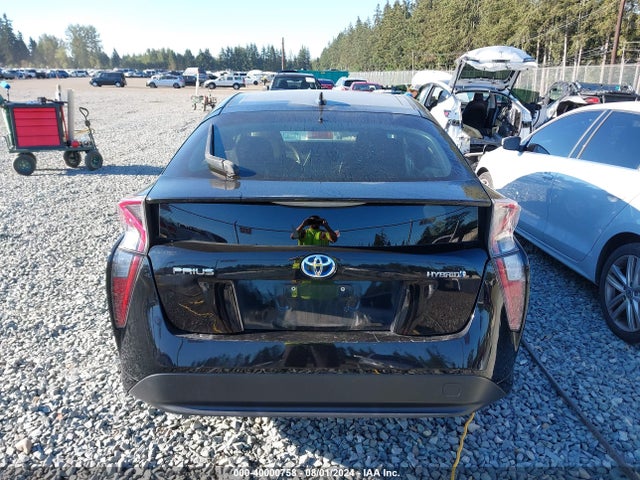 Toyota Prius Two 2017 JTDKBRFU8H3028768 Image 16